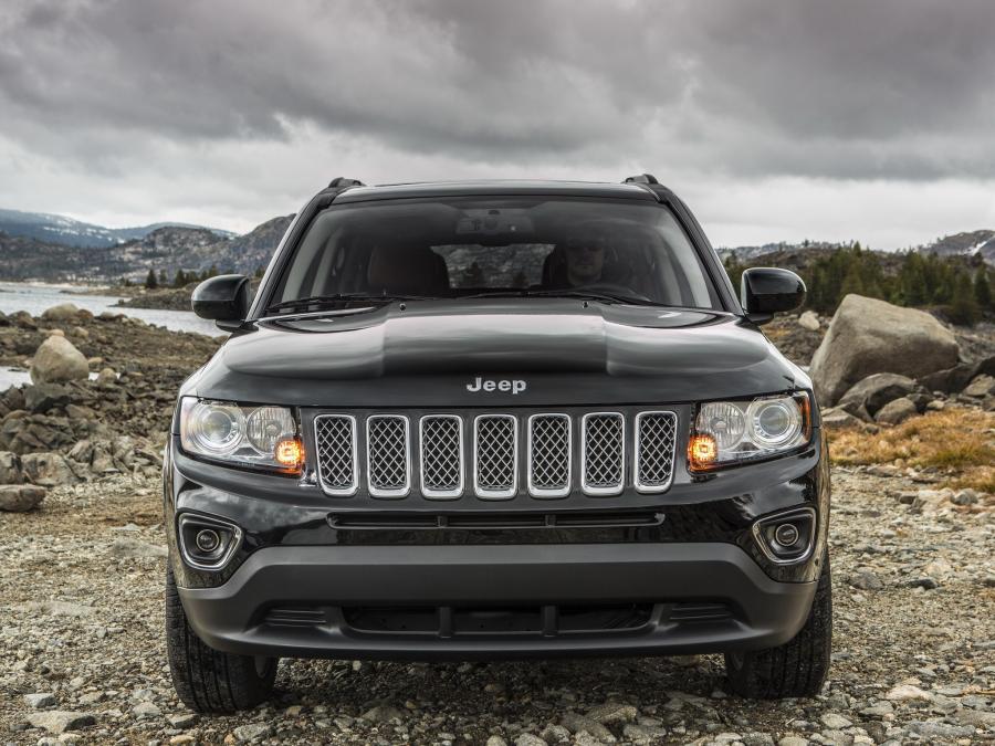  Jeep Compass 2013 года  (фото 2 из 12)